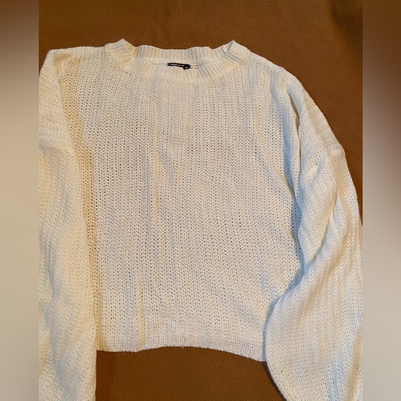 White knitted sweater - Picture 2 of 5